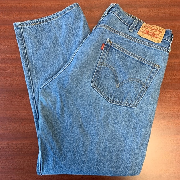 Vintage 20-Year Old 501 Levi's High-Rise Mom Jeans - Picture 1 of 7